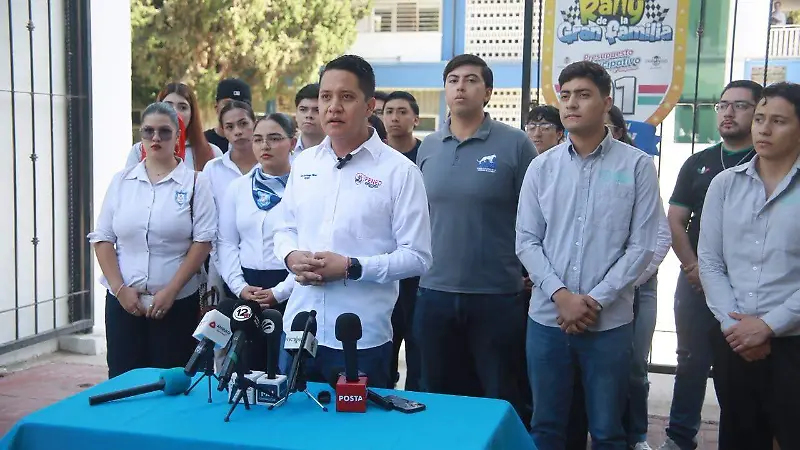 Normalistas de Durango exigen tarifa preferencial los domingos y advierten represalias